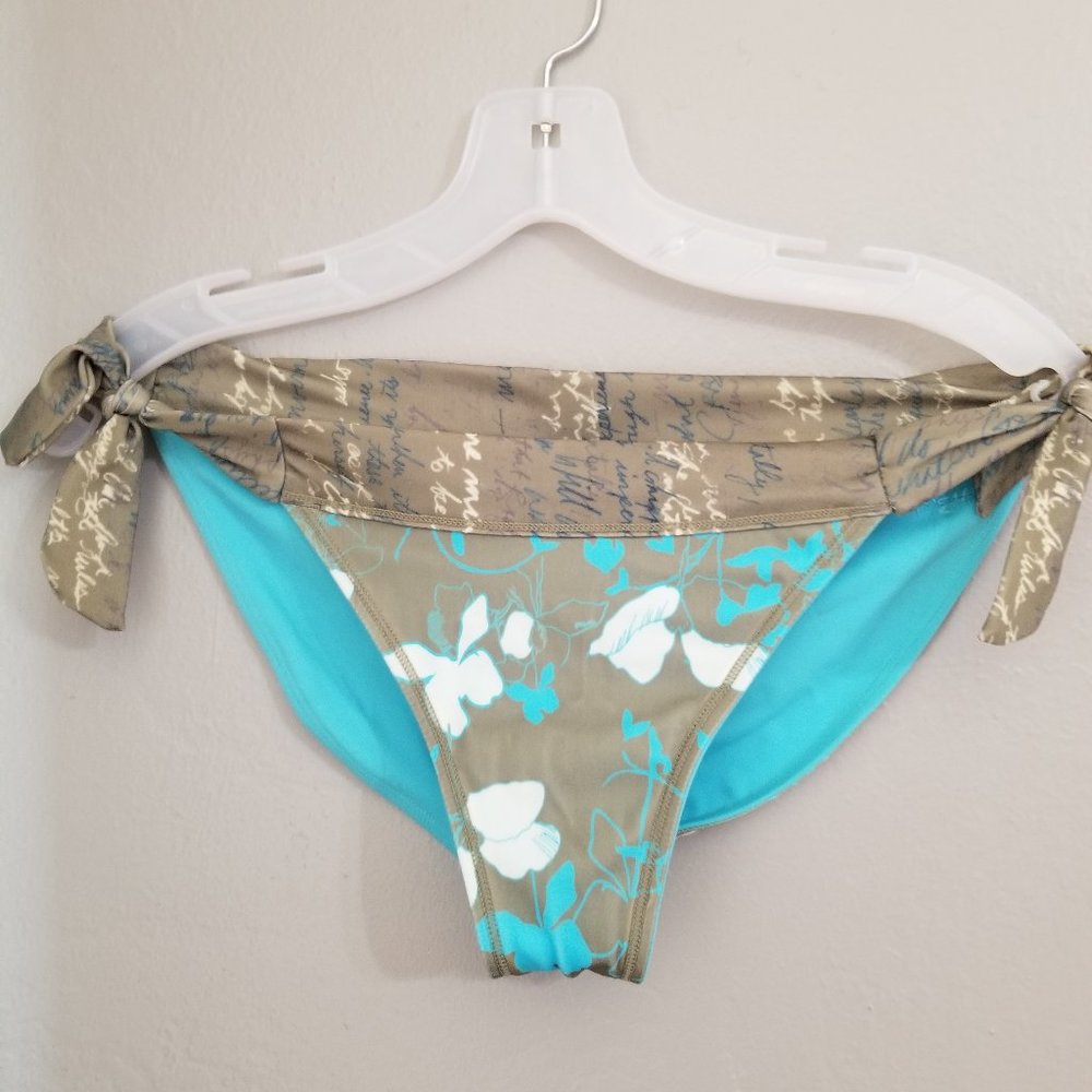 Bikini bottoms